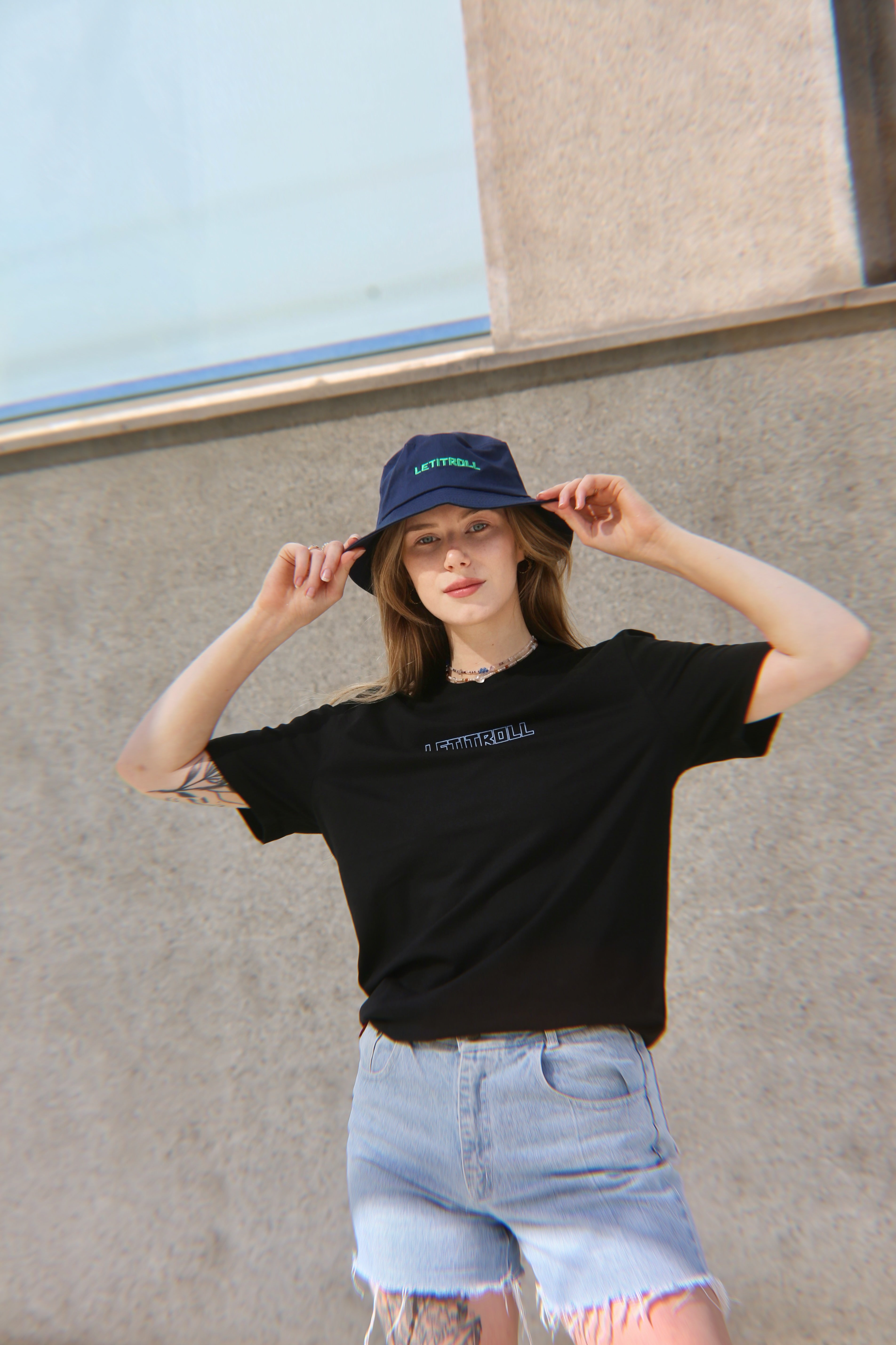 LETITROLL Bucket Hat Navy