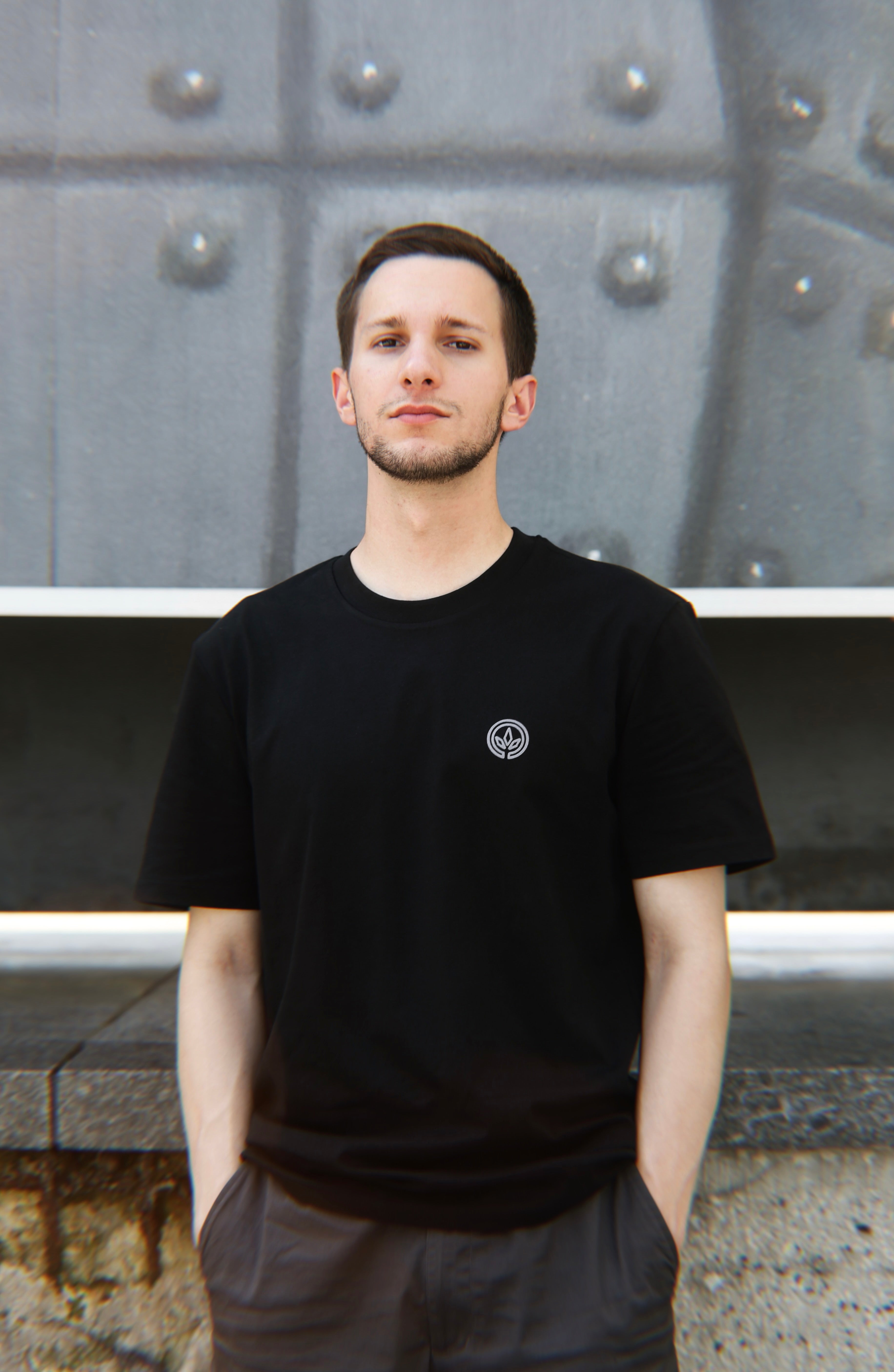 LETITROLL T-shirt Flower Flock Black