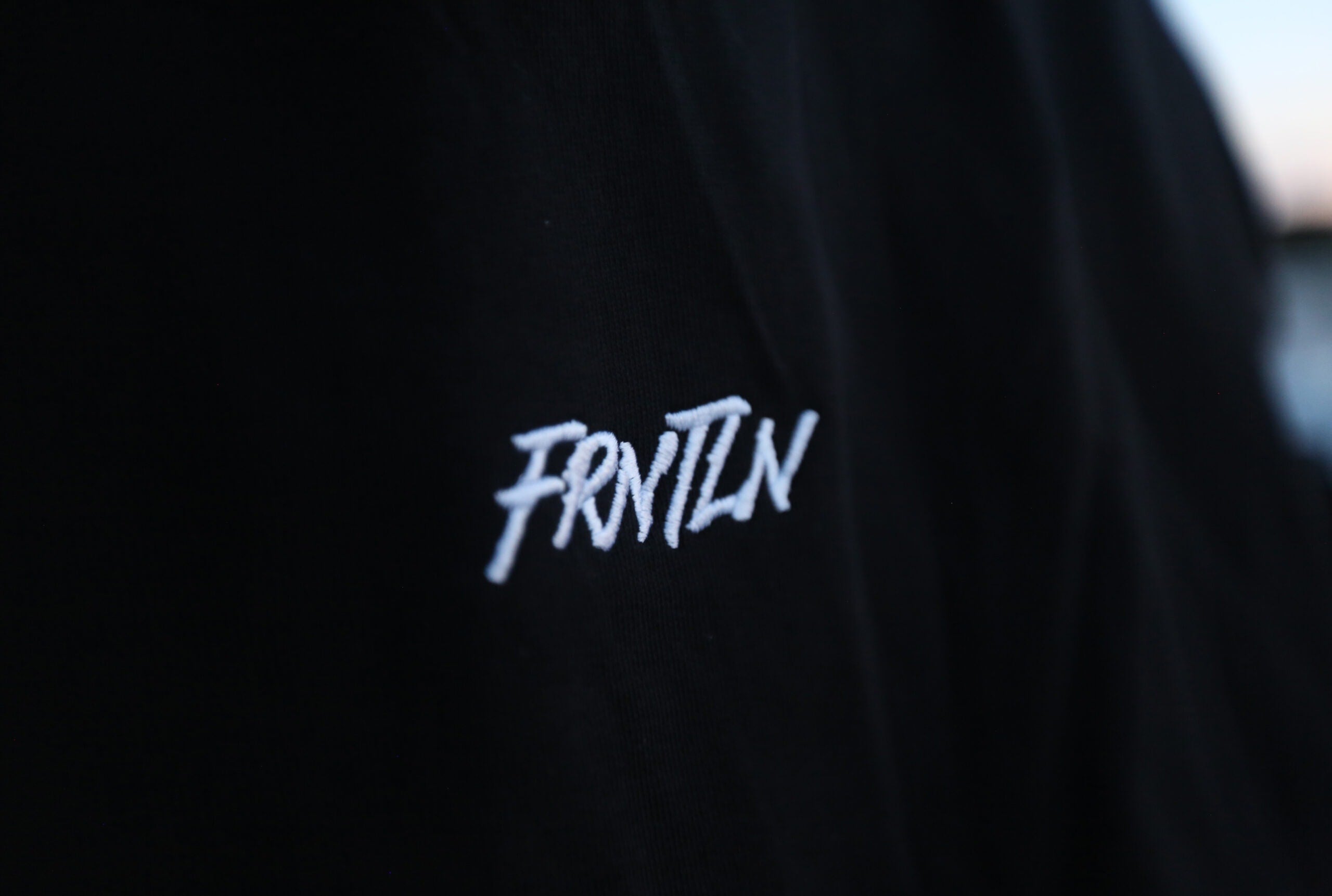 FRNTLN hoodie Desert Black & White