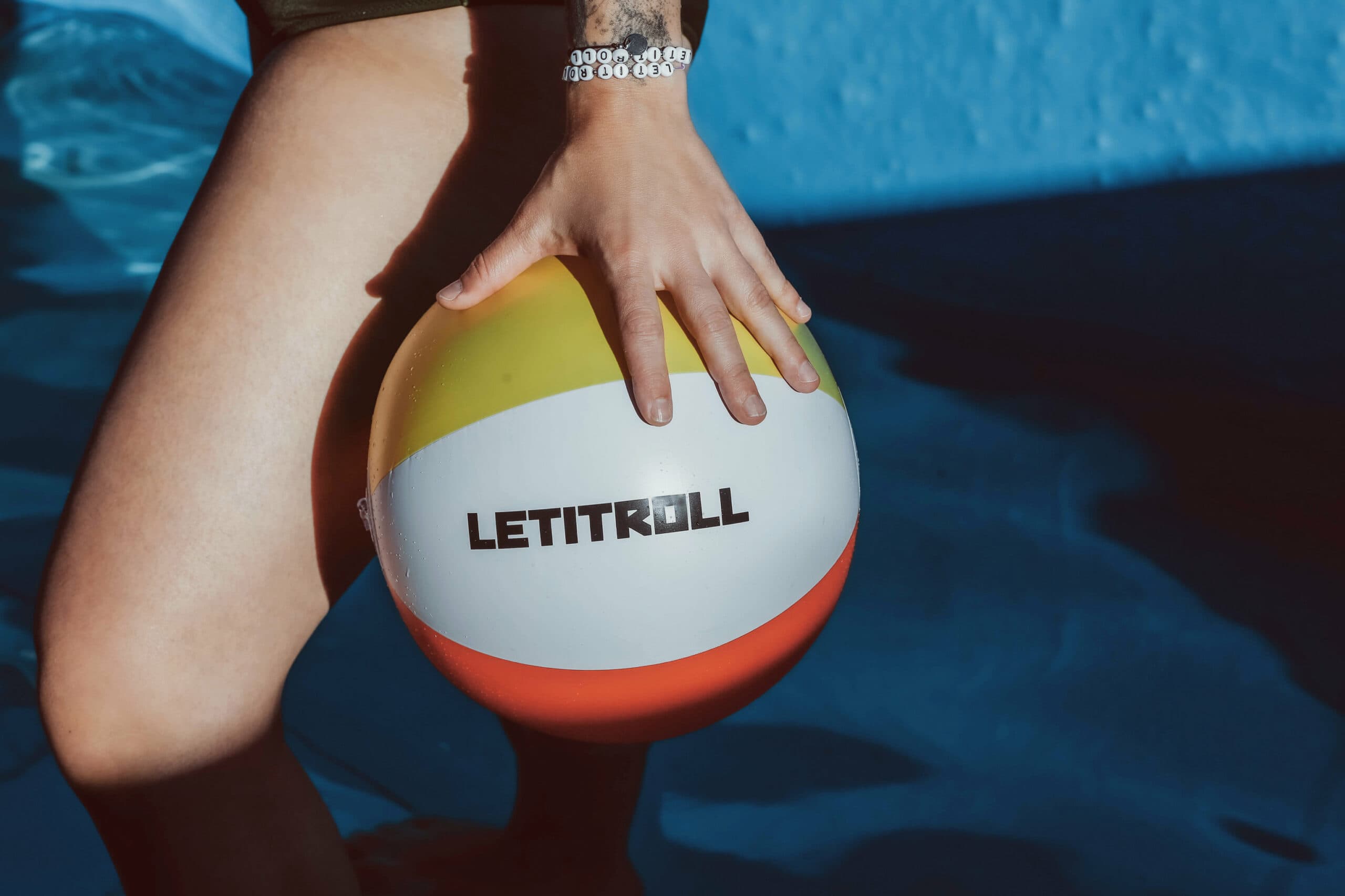 LETITROLL BEACH BALL VINTAGE