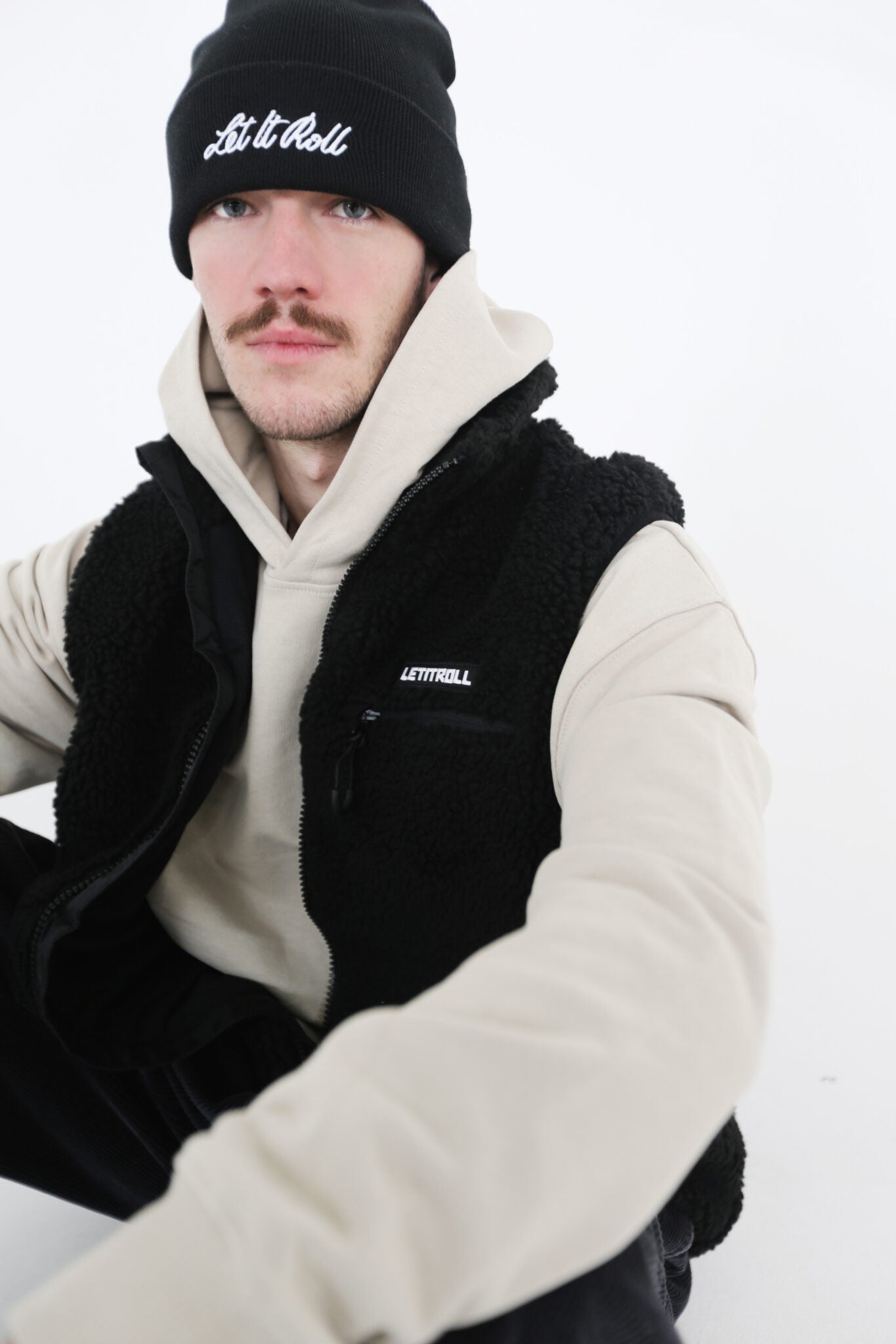 LETITROLL ČEPICE BLACK