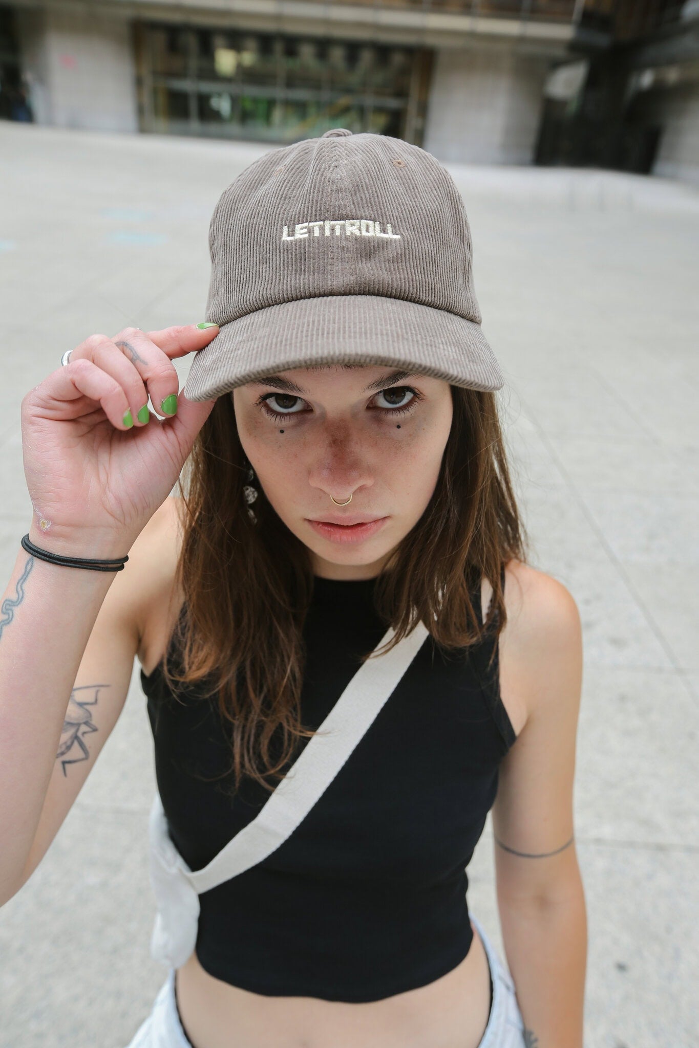 LETITROLL HIPSTER CORDUROY CAP BROWN