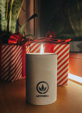 LETITROLL soy candle in hand-crafted concrete