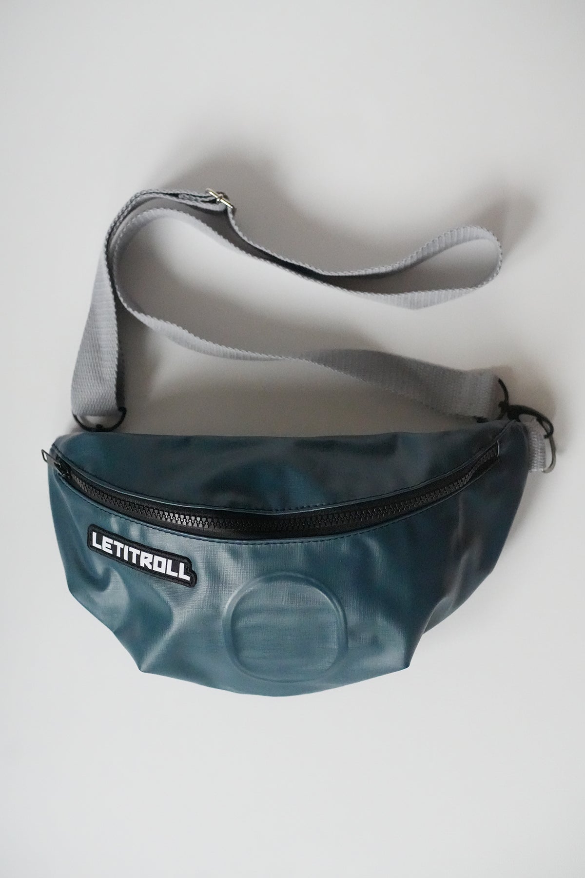 LETITROLL Upcycle Fanny Pack Blue 02