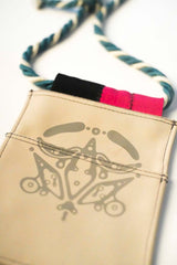 Upcycle taška na mobil LETITROLL x Ultravagant / č. 7