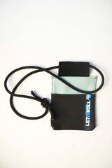 Upcycle taška na mobil LETITROLL x Ultravagant / č. 4