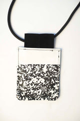 Upcycle taška na mobil LETITROLL x Ultravagant / č. 4